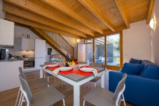 Paradiso Del Hébergement de vacances Bellano